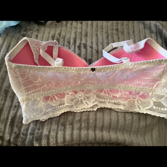 White lace bralette - Picture 2 of 3